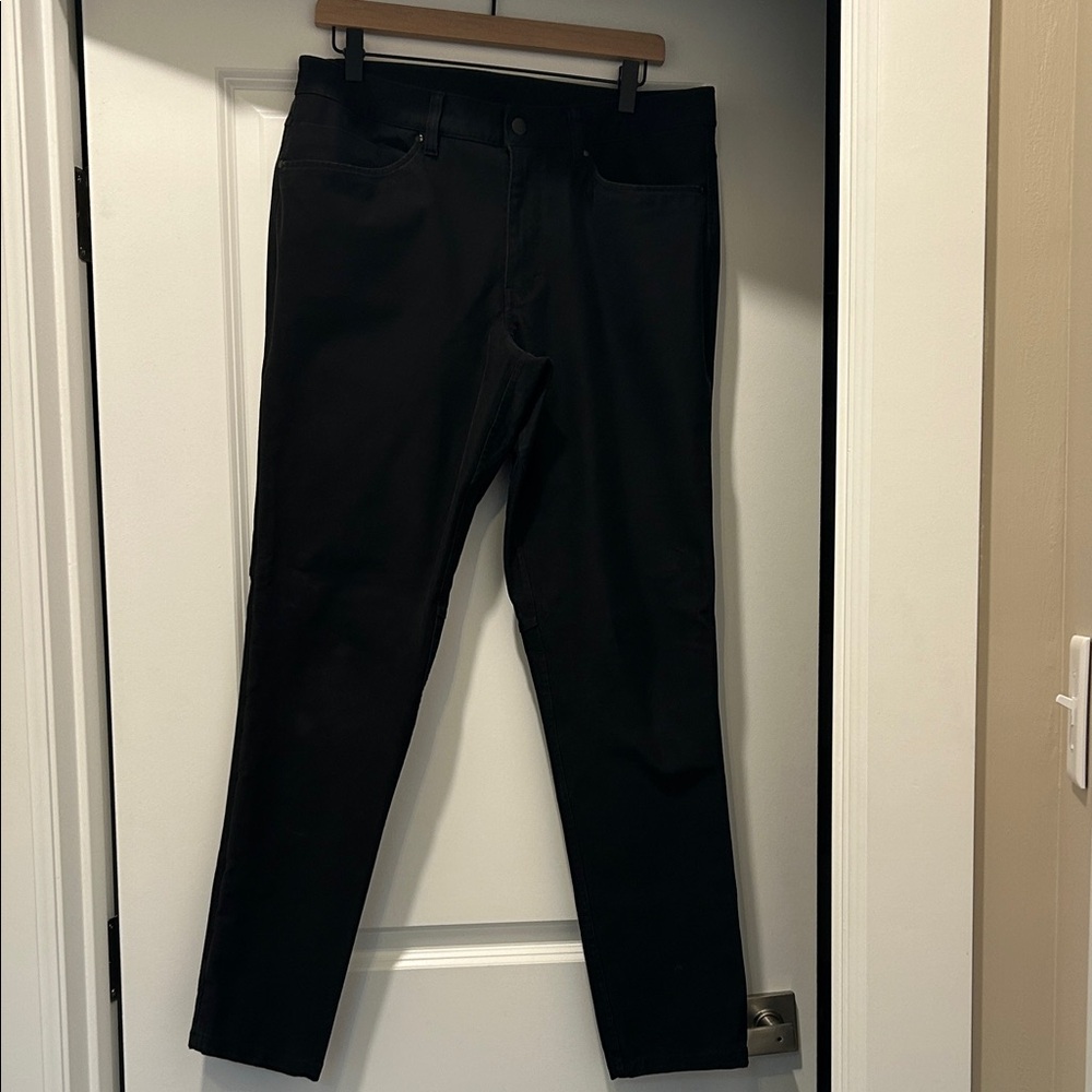 lululemon athletica Black Men’s Straight Jeans